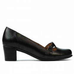 Naisten casual / elegantit kengät 6012 musta