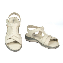 Naisten sandaalit 5046 beige