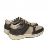 Nuoret tennarit 384 yhdistetty kaki
